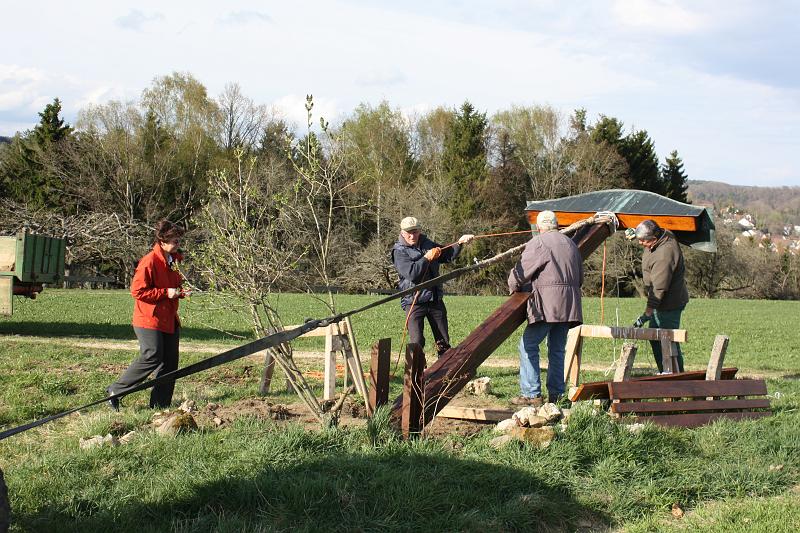 090417grubbuehlkreuz (10).jpg - ...wird das Kreuz in die Senkrechte gezogen...